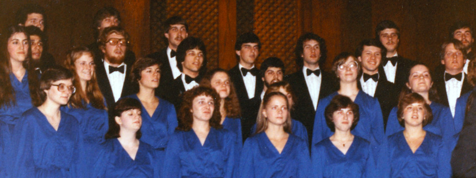 1982 choir on stage