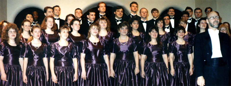 1993 choir on stage