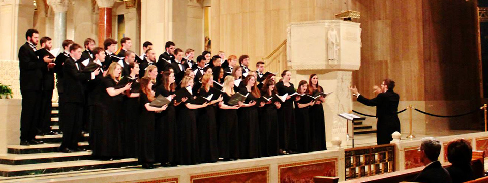 2014 choir in Washington shrine
